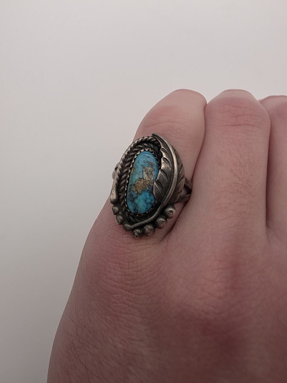 Native American Sterling Silver 925 Turquoise With Leaf Ring Size 7.5